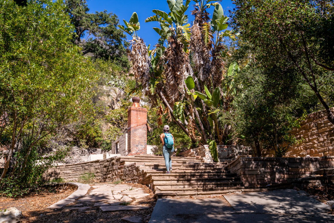 Hiking Solstice Canyon Trail | Malibu, CA