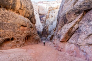 How to Hike Grand Wash Trail, Capitol Reef NP
